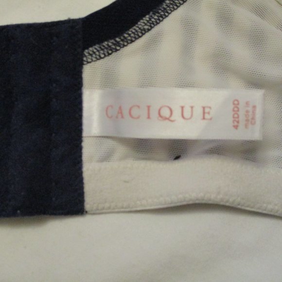 Womans Bra - Picture 3 of 3